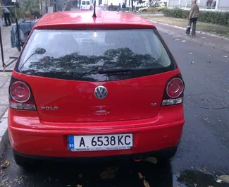 Vermietung Volkswagen Polo. Wirtschaft Fahrzeug zur Miete in Bulgarien ✓ Kaution Einzahlung von 200 EUR ✓ Versicherungsoptionen KFZ-HV, TKV, VKV Plus, Insassen, Diebstahlschutz.