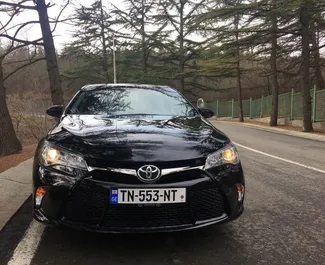 Mietwagen Toyota Camry 2017 in Georgien, mit Benzin-Kraftstoff und 170 PS ➤ Ab 120 GEL pro Tag.