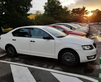 Autovermietung Skoda Octavia Nr.428 Schaltgetriebe in Prag, ausgestattet mit einem 1,1L Motor ➤ Von Petr in der Tschechischen Republik.