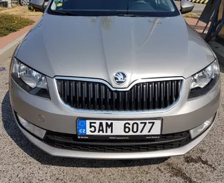 Autovermietung Skoda Octavia Combi Nr.431 Automatisch in Prag, ausgestattet mit einem 1,6L Motor ➤ Von Petr in der Tschechischen Republik.