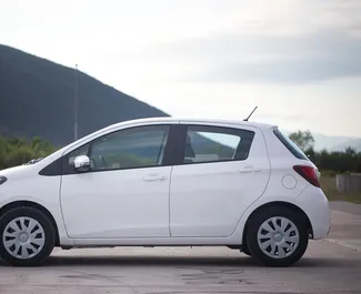 Benzin 1,3L Motor von Toyota Yaris 2017 zur Miete in Budva.