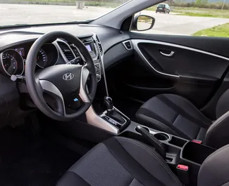 Hyundai i30 2016 zur Miete verfügbar in Budva, mit Kilometerbegrenzung unbegrenzte.