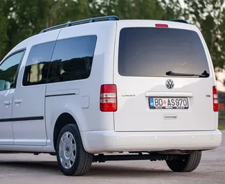 Vermietung Volkswagen Caddy Maxi. Komfort, Minivan Fahrzeug zur Miete in Montenegro ✓ Kaution Einzahlung von 100 EUR ✓ Versicherungsoptionen KFZ-HV, TKV, VKV Plus, VKV Komplett, Insassen, Diebstahlschutz, Ausland.