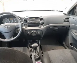 Benzin 1,4L Motor von Hyundai Accent 2014 zur Miete auf Kreta.