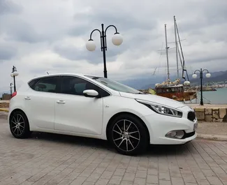 Mietwagen Kia Ceed 2017 in Griechenland, mit Diesel-Kraftstoff und 95 PS ➤ Ab 85 EUR pro Tag.