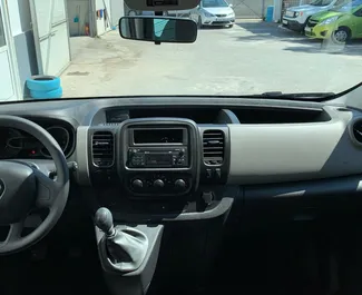 Renault Trafic 2017 zur Miete verfügbar auf Kreta, mit Kilometerbegrenzung unbegrenzte.