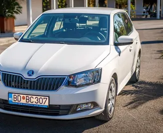 Mietwagen Skoda Fabia 2018 in Montenegro, mit Benzin-Kraftstoff und 110 PS ➤ Ab 25 EUR pro Tag.