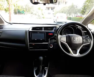 Benzin 1,4L Motor von Honda Fit 2018 zur Miete in Limassol.