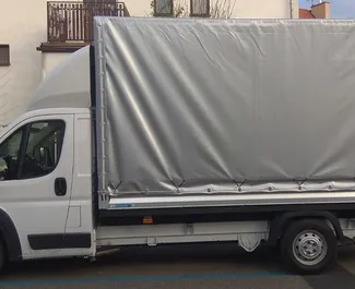 Autovermietung Fiat Ducato Nr.1287 Schaltgetriebe in Prag, ausgestattet mit einem 2,3L Motor ➤ Von Vadim in der Tschechischen Republik.