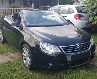 Frontansicht eines Mietwagens Volkswagen Eos in Bar, Montenegro ✓ Auto Nr.552. ✓ Automatisch TM ✓ 17 Bewertungen.