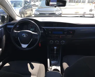 Toyota Corolla 2015 zur Miete verfügbar am Flughafen Simferopol, mit Kilometerbegrenzung unbegrenzte.