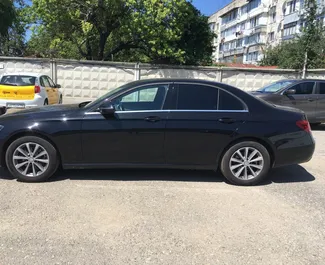 Autovermietung Mercedes-Benz E200 Nr.1399 Automatisch am Flughafen Simferopol, ausgestattet mit einem 2,0L Motor ➤ Von Wjatscheslaw auf der Krim.