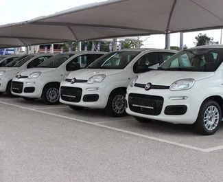 Mietwagen Fiat Panda 2019 in Griechenland, mit Benzin-Kraftstoff und 70 PS ➤ Ab 18 EUR pro Tag.