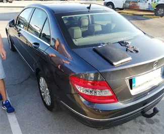 Mietwagen Mercedes-Benz C-Class 2012 in Bulgarien, mit Benzin-Kraftstoff und 150 PS ➤ Ab 19 EUR pro Tag.