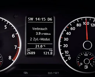 Volkswagen Polo 2018 mit Antriebssystem Frontantrieb, verfügbar auf Kreta.