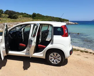 Benzin 1,2L Motor von Fiat Panda 2018 zur Miete auf Kreta.