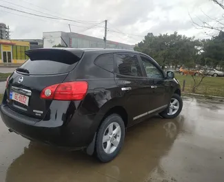 Vermietung Nissan Rogue. Komfort, Crossover Fahrzeug zur Miete in Georgien ✓ Kaution Einzahlung von 150 GEL ✓ Versicherungsoptionen KFZ-HV, VKV Komplett, Insassen, Diebstahlschutz, Ausland.