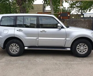 Mietwagen Mitsubishi Pajero 2016 in Georgien, mit Benzin-Kraftstoff und 190 PS ➤ Ab 185 GEL pro Tag.