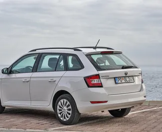 Mietwagen Skoda Fabia Combi 2019 in Montenegro, mit Benzin-Kraftstoff und 110 PS ➤ Ab 25 EUR pro Tag.