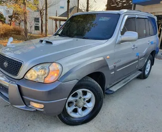 Frontansicht eines Mietwagens Hyundai Terracan in Kutaisi, Georgien ✓ Auto Nr.2071. ✓ Automatisch TM ✓ 1 Bewertungen.