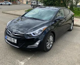 Frontansicht eines Mietwagens Hyundai Elantra in Kutaisi, Georgien ✓ Auto Nr.2068. ✓ Automatisch TM ✓ 5 Bewertungen.