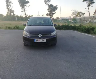 Autovermietung Volkswagen Touran Nr.2045 Automatisch in Bar, ausgestattet mit einem 2,0L Motor ➤ Von Goran in Montenegro.