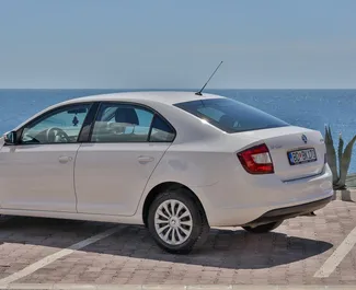 Mietwagen Skoda Rapid 2019 in Montenegro, mit Benzin-Kraftstoff und 81 PS ➤ Ab 25 EUR pro Tag.