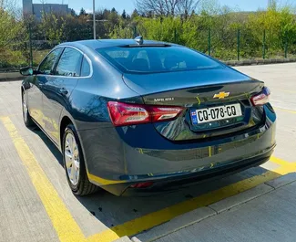 Vermietung Chevrolet Malibu. Komfort, Premium Fahrzeug zur Miete in Georgien ✓ Kaution Einzahlung von 1300 GEL ✓ Versicherungsoptionen KFZ-HV, TKV, VKV Plus, Diebstahlschutz.