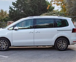 Autovermietung Volkswagen Sharan Nr.2266 Automatisch in Becici, ausgestattet mit einem 2,0L Motor ➤ Von Ivan in Montenegro.