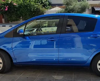 Autovermietung Toyota Vitz Nr.2362 Automatisch in Paphos, ausgestattet mit einem 1,3L Motor ➤ Von Liana auf Zypern.