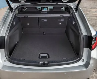 Autovermietung Toyota Corolla Touring Sports Nr.2426 Automatisch in Burgas, ausgestattet mit einem 1,8L Motor ➤ Von Ivaylo in Bulgarien.