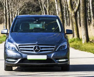 Autovermietung Mercedes-Benz B-Class Nr.2467 Automatisch in Becici, ausgestattet mit einem 1,8L Motor ➤ Von Ivan in Montenegro.