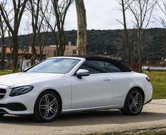 Frontansicht eines Mietwagens Mercedes-Benz E-Class Cabrio in Becici, Montenegro ✓ Auto Nr.2477. ✓ Automatisch TM ✓ 0 Bewertungen.