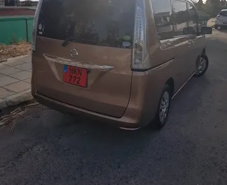 Autovermietung Nissan Serena Nr.2679 Automatisch in Paphos, ausgestattet mit einem 2,0L Motor ➤ Von Michael auf Zypern.