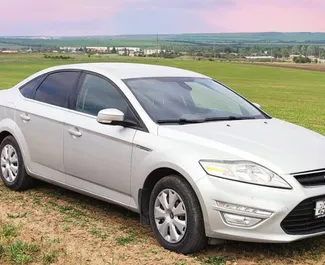 Frontansicht eines Mietwagens Ford Mondeo in Simferopol, Krim ✓ Auto Nr.3081. ✓ Automatisch TM ✓ 0 Bewertungen.