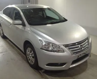 Frontansicht eines Mietwagens Nissan Sylphy in Paphos, Zypern ✓ Auto Nr.3166. ✓ Automatisch TM ✓ 0 Bewertungen.