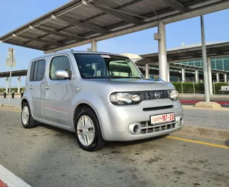 Frontansicht eines Mietwagens Nissan Cube in Limassol, Zypern ✓ Auto Nr.3297. ✓ Automatisch TM ✓ 0 Bewertungen.