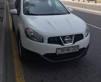 Frontansicht eines Mietwagens Nissan Qashqai in Baku, Aserbaidschan ✓ Auto Nr.3507. ✓ Automatisch TM ✓ 1 Bewertungen.