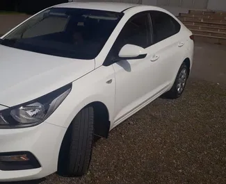 Autovermietung Hyundai Accent Nr.3512 Automatisch in Baku, ausgestattet mit einem 1,8L Motor ➤ Von Emil in Aserbaidschan.