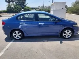 Benzin 1,6L Motor von Honda City 2014 zur Miete in Larnaca.