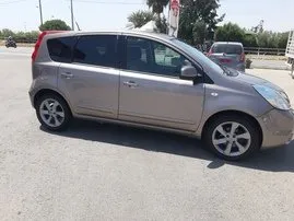 Benzin 1,4L Motor von Nissan Note 2014 zur Miete in Larnaca.