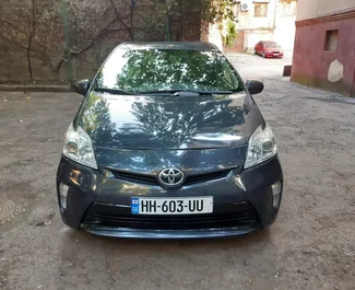 Autovermietung Toyota Prius Nr.4043 Automatisch am Flughafen Tiflis, ausgestattet mit einem 1,8L Motor ➤ Von Shota in Georgien.