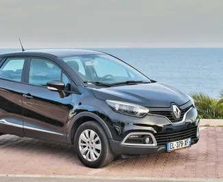 Frontansicht eines Mietwagens Renault Captur in Budva, Montenegro ✓ Auto Nr.4215. ✓ Schaltgetriebe TM ✓ 1 Bewertungen.