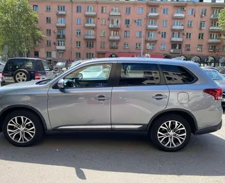 Autovermietung Mitsubishi Outlander Xl Nr.4165 Automatisch in Tiflis, ausgestattet mit einem 2,5L Motor ➤ Von Irakli in Georgien.