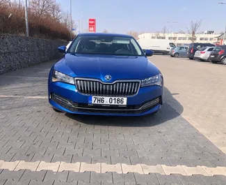 Mieten Sie ein Skoda Superb in Prag Tschechische Republik