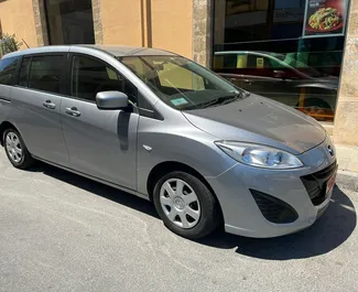 Frontansicht eines Mietwagens Mazda Premacy in Larnaca, Zypern ✓ Auto Nr.4379. ✓ Automatisch TM ✓ 0 Bewertungen.