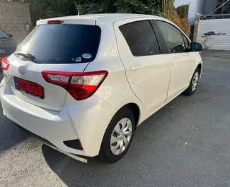 Autovermietung Toyota Vitz Nr.4375 Automatisch in Larnaca, ausgestattet mit einem 1,5L Motor ➤ Von Johnny auf Zypern.