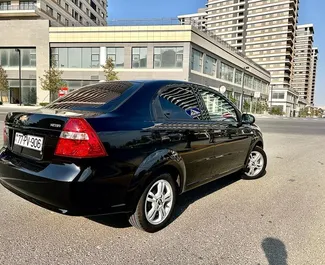 Autovermietung Chevrolet Aveo Nr.4431 Automatisch am Flughafen Baku, ausgestattet mit einem 1,2L Motor ➤ Von Murat in Aserbaidschan.