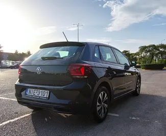 Mietwagen Volkswagen Polo 2019 in Griechenland, mit Benzin-Kraftstoff und 95 PS ➤ Ab 20 EUR pro Tag.