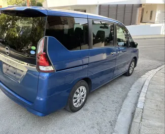 Vermietung Nissan Serena. Komfort, Minivan Fahrzeug zur Miete auf Zypern ✓ Kaution Keine Kaution ✓ Versicherungsoptionen KFZ-HV, TKV, Junge.